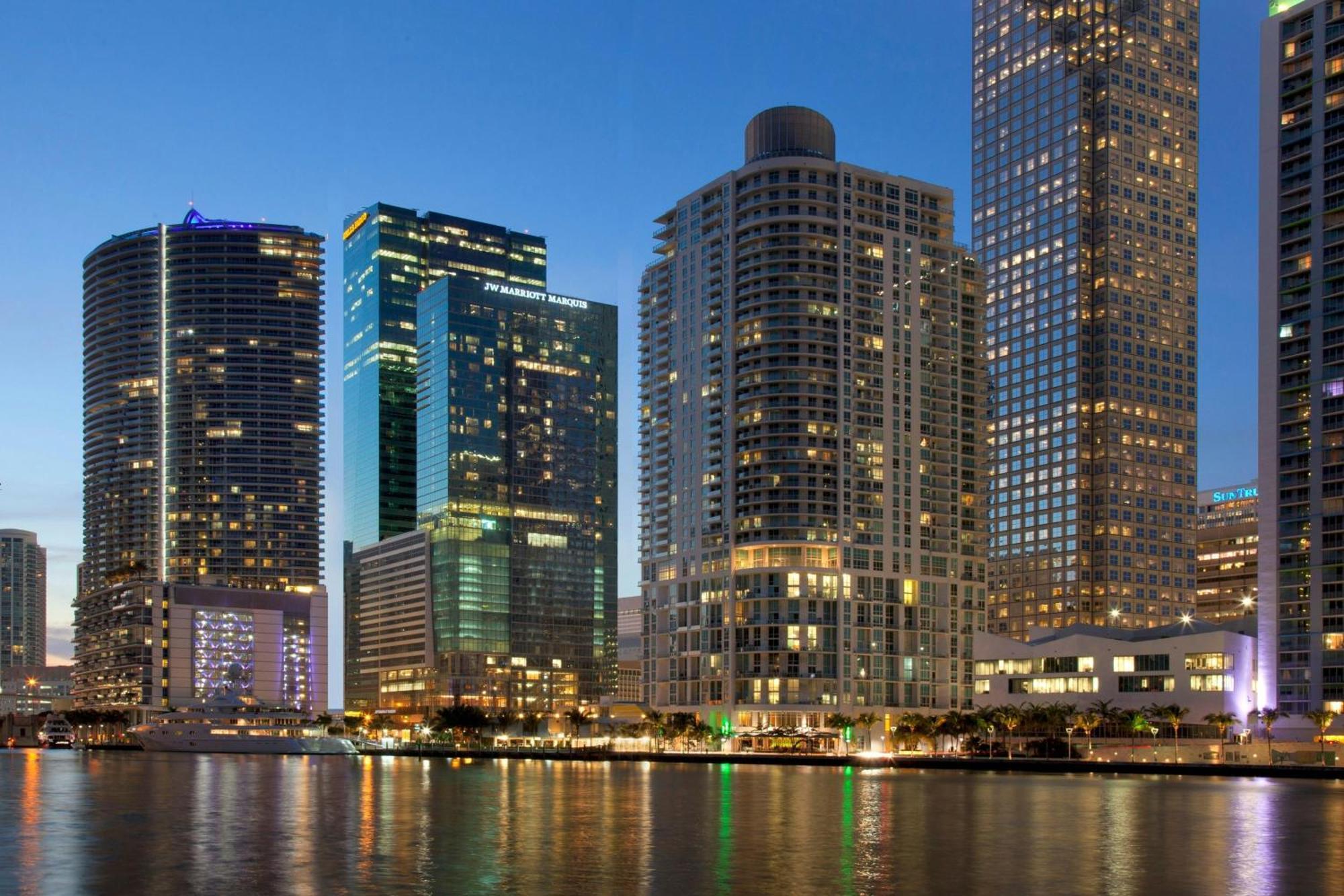 Jw Marriott Marquis Miami Otel Dış mekan fotoğraf